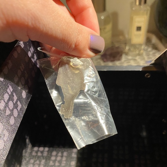 Caboodles Adored Pebble Holographic Train Case - Picture 9 of 9